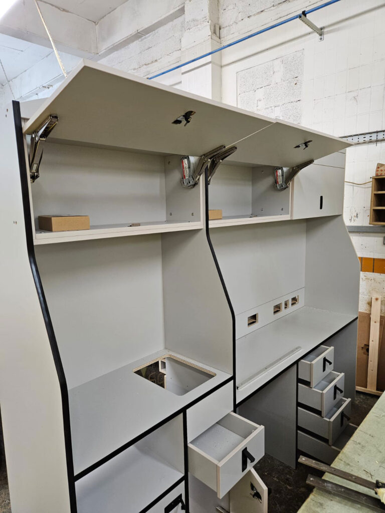 set-square-joinery-custom-van-carpentry-fit-out-1